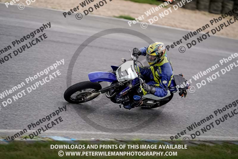 enduro digital images;event digital images;eventdigitalimages;lydden hill;lydden no limits trackday;lydden photographs;lydden trackday photographs;no limits trackdays;peter wileman photography;racing digital images;trackday digital images;trackday photos